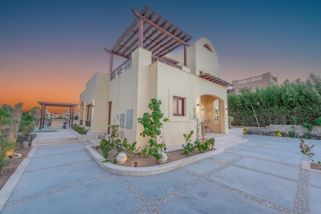 Vila Fresh Breeze High-end 2br With Private Pool, Sabina, El Gouna *