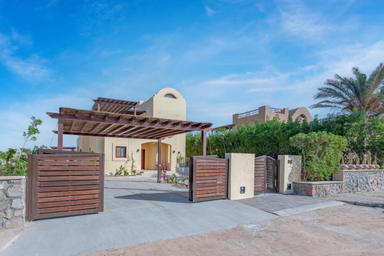 Villa Fresh Breeze High-end 2br With Private Pool, Sabina, El Gouna *